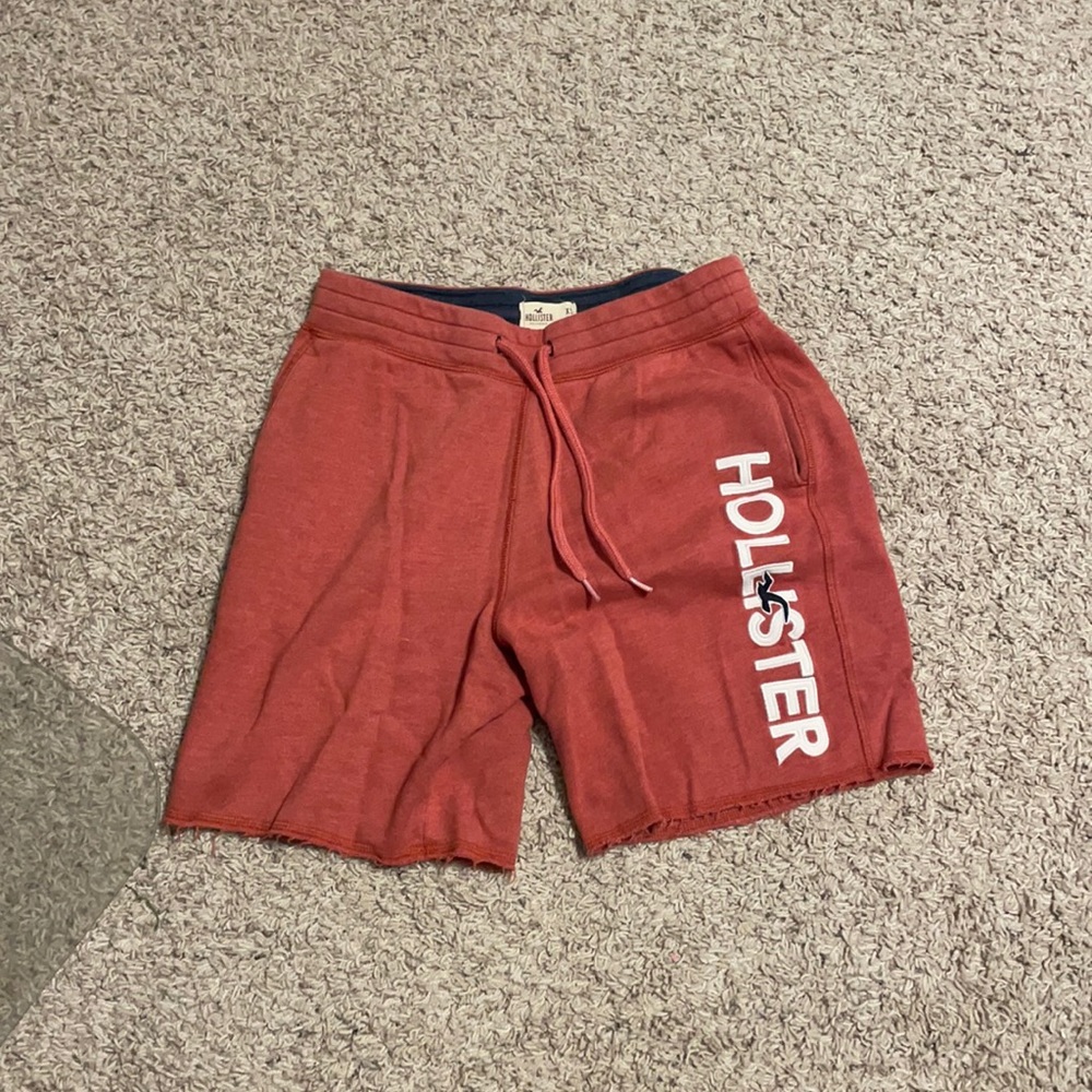 Men’s XS Hollister shorts